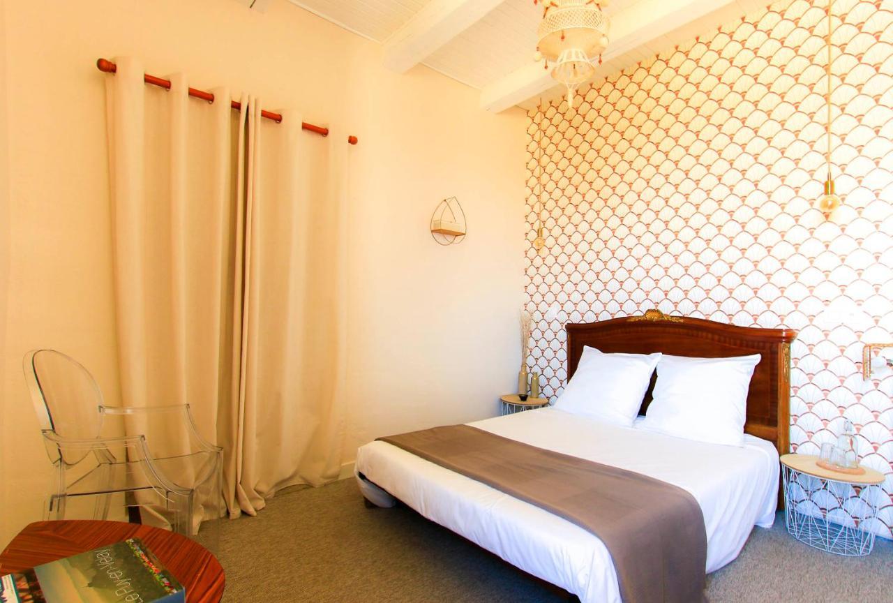 Domaine De Bauzit Bed & Breakfast Vals-pres-le-Puy Екстериор снимка